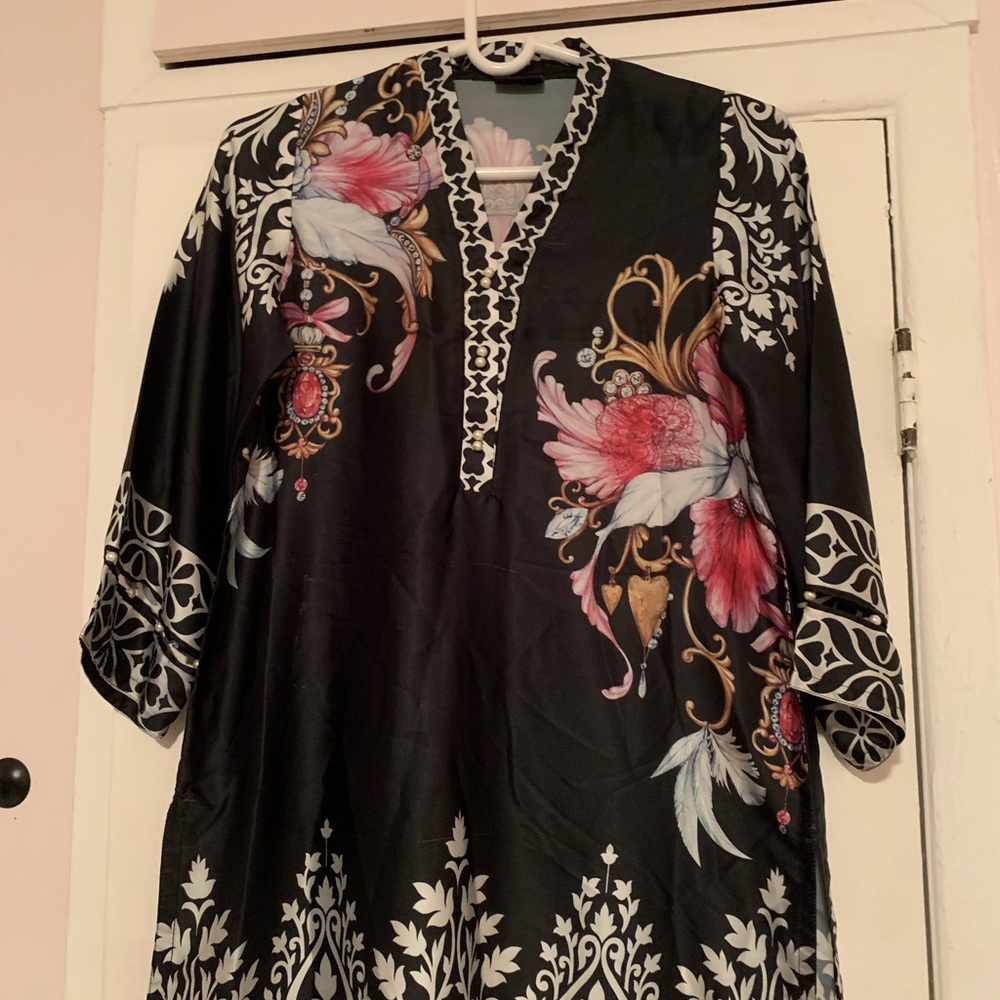 Woman's silk print (kurta)